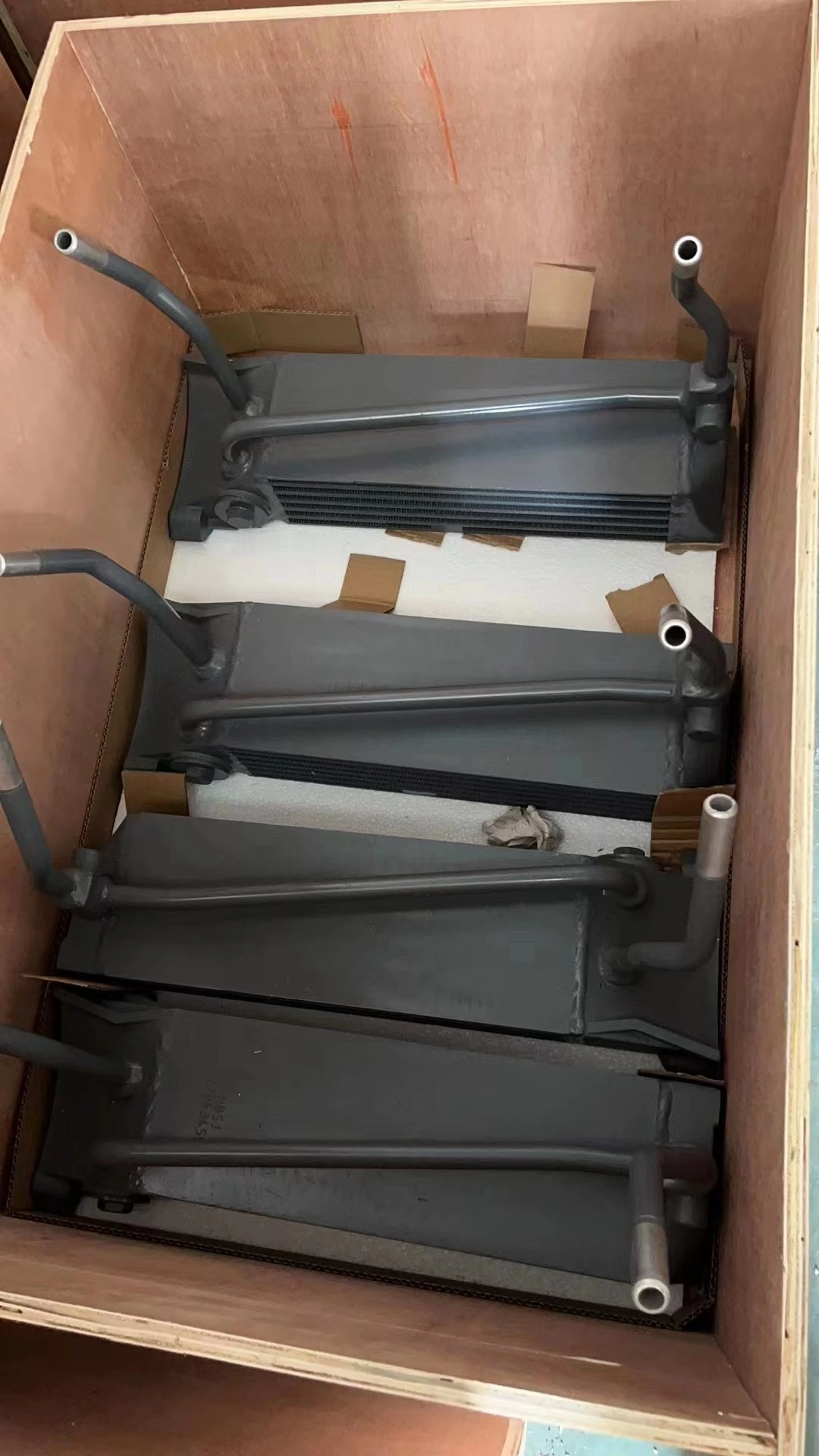 DEUTZ ENGINE BF4L913 oil cooler 0415 8584